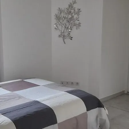 Chez Nave Au Pied Du Meygal Appartement
