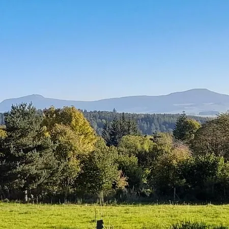 Chez Nave Au Pied Du Meygal